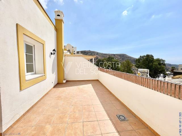 Casa-chalet en Venta en Torrox Pueblo