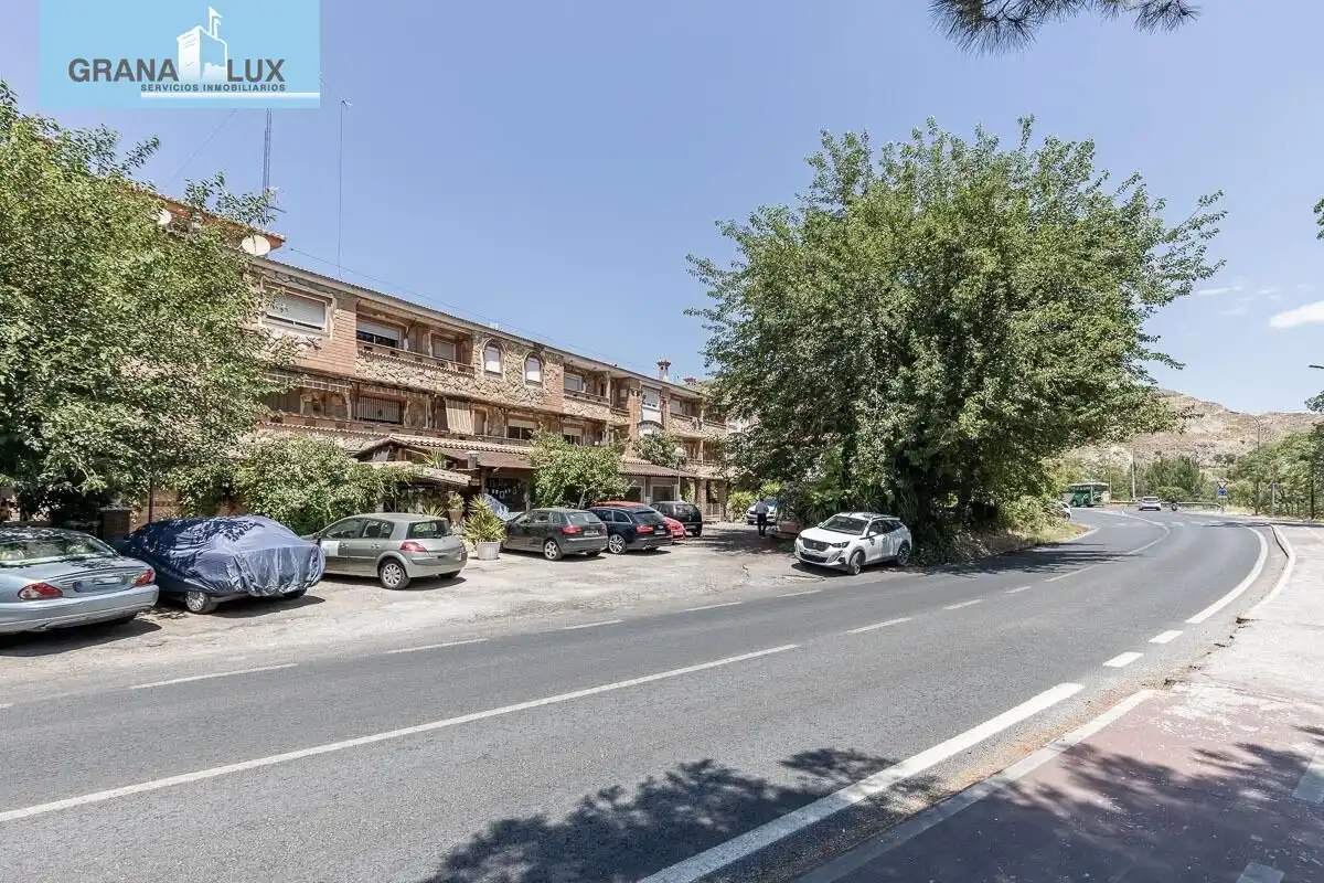 Local comercial en venta en Cenes de la Vega, imagen 4