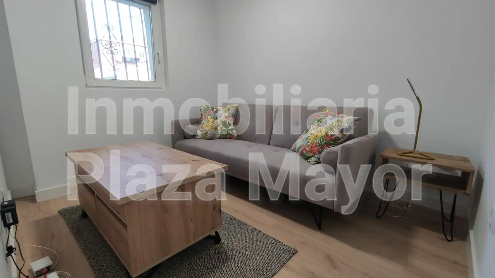 Sala de estar de Piso en venta en Salamanca con Calefacción, Horno y Lavadora