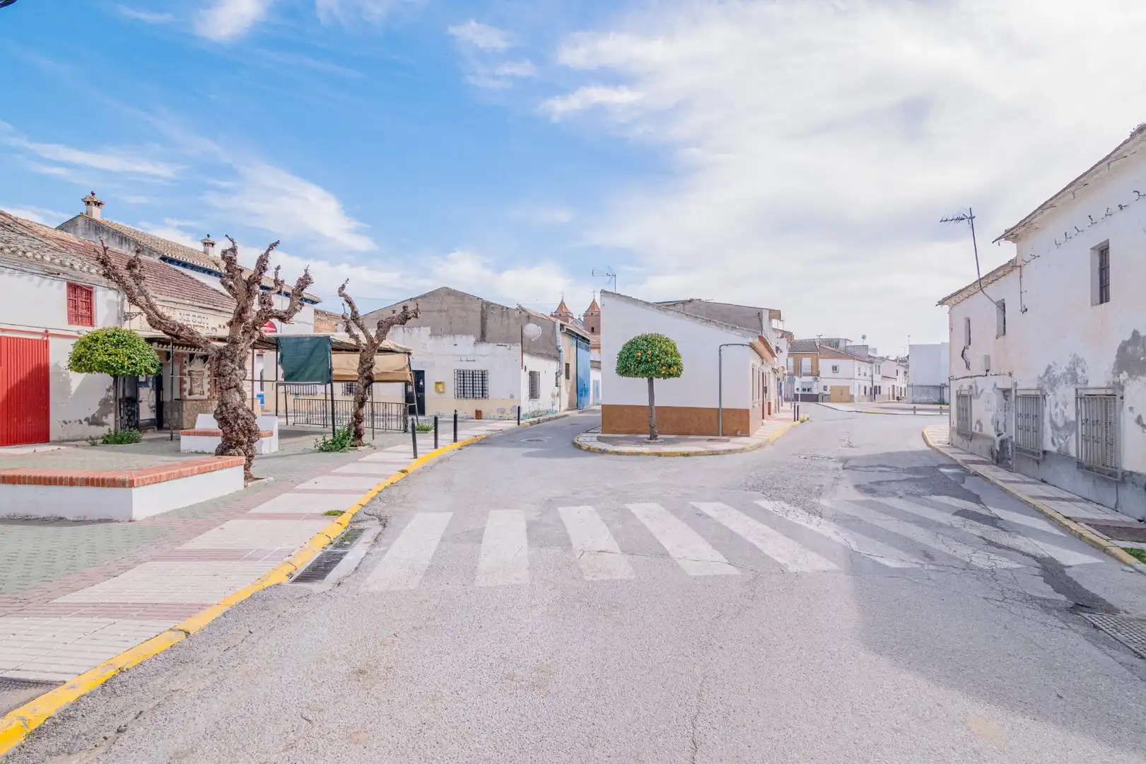 Vista exterior de Local en venta en Chauchina
