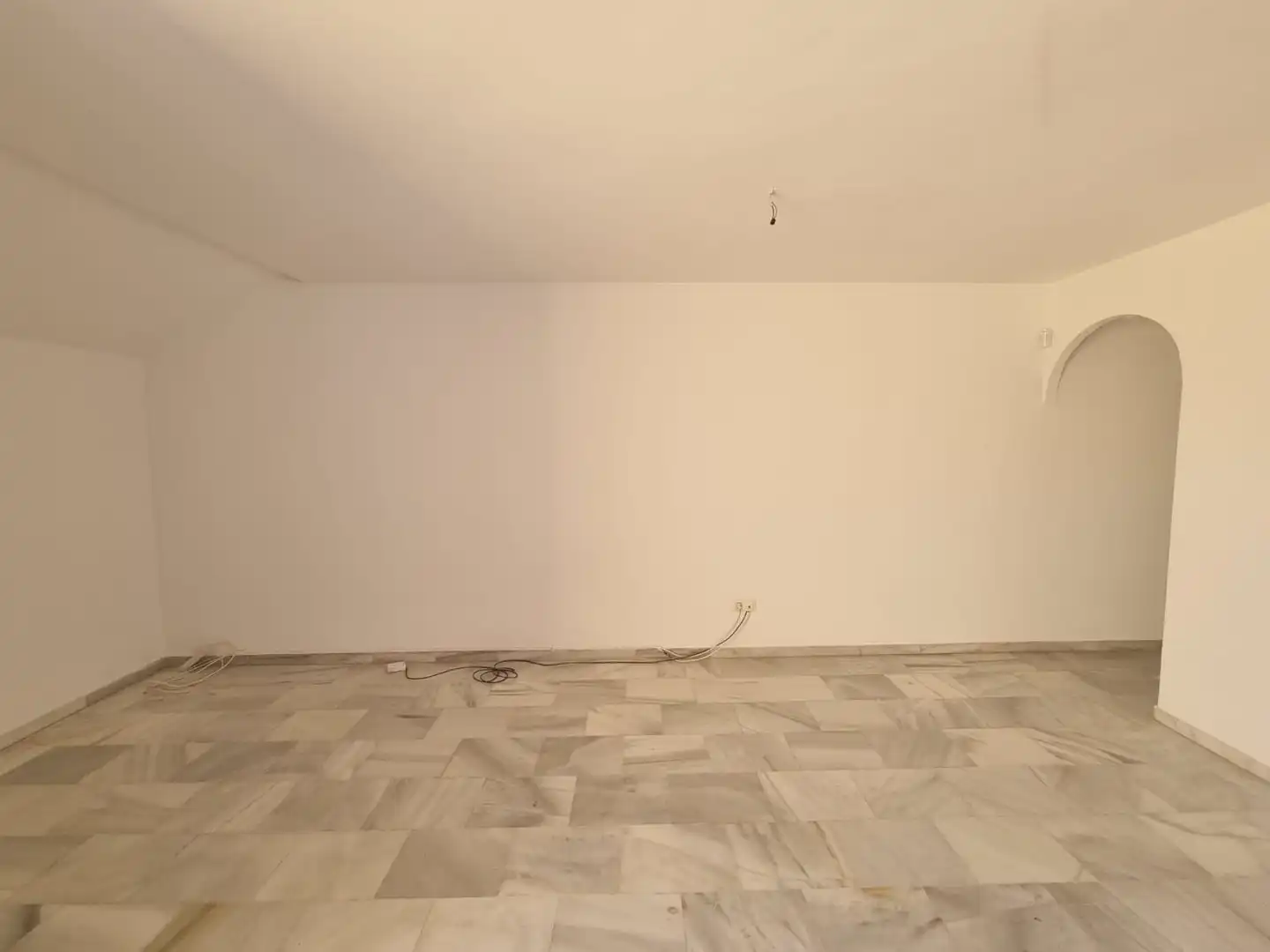 Piso en venta en Fuengirola con Terraza y Piscina comunitaria