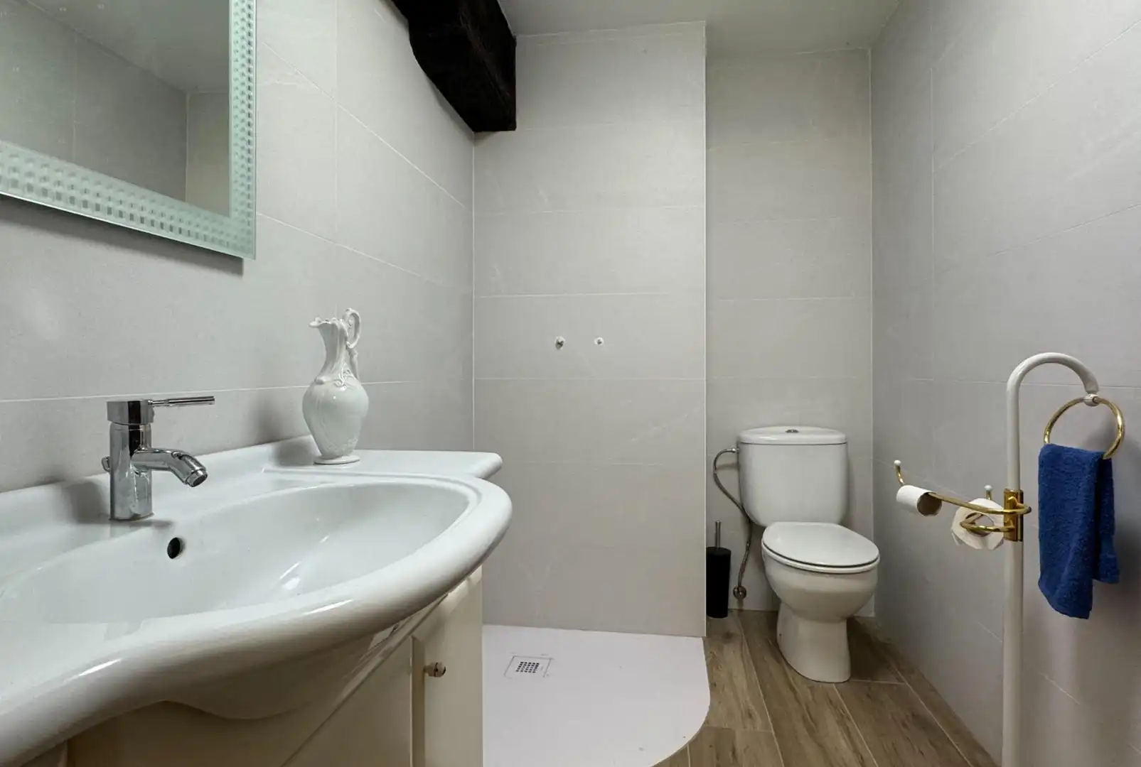 Baño de Finca rústica en venta en Mendaro con Calefacción, Jardín privado y Terraza