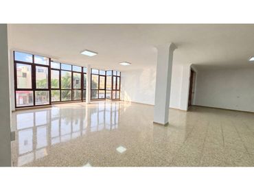 Büro zum Verkauf in Avenida Carlos V