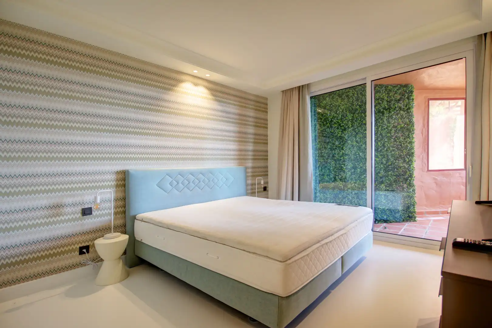 Apartament amb piscina en venda a Estepona Pueblo, imagen 3
