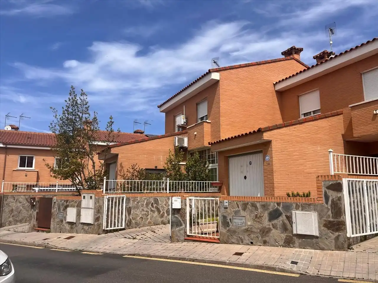 Vista exterior de Casa o chalet en venta en Olías del Rey