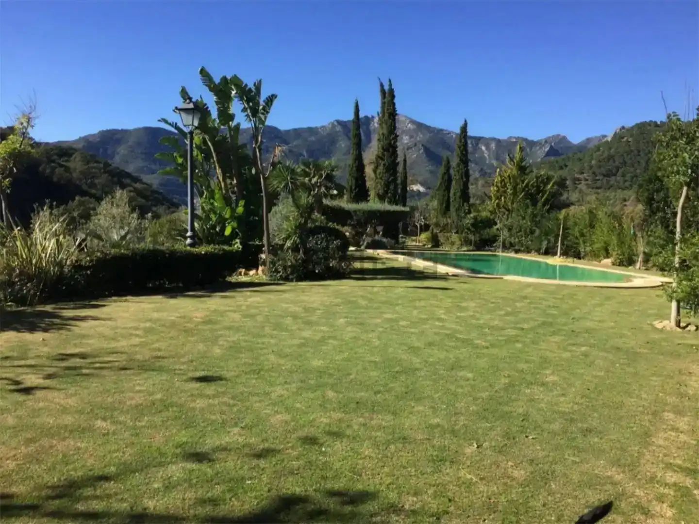 Jardí de Finca rústica en venda en Ojén amb Aire condicionat i Piscina