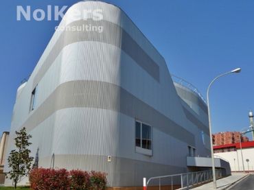 Nave industrial con ascensore in affitto a Centre