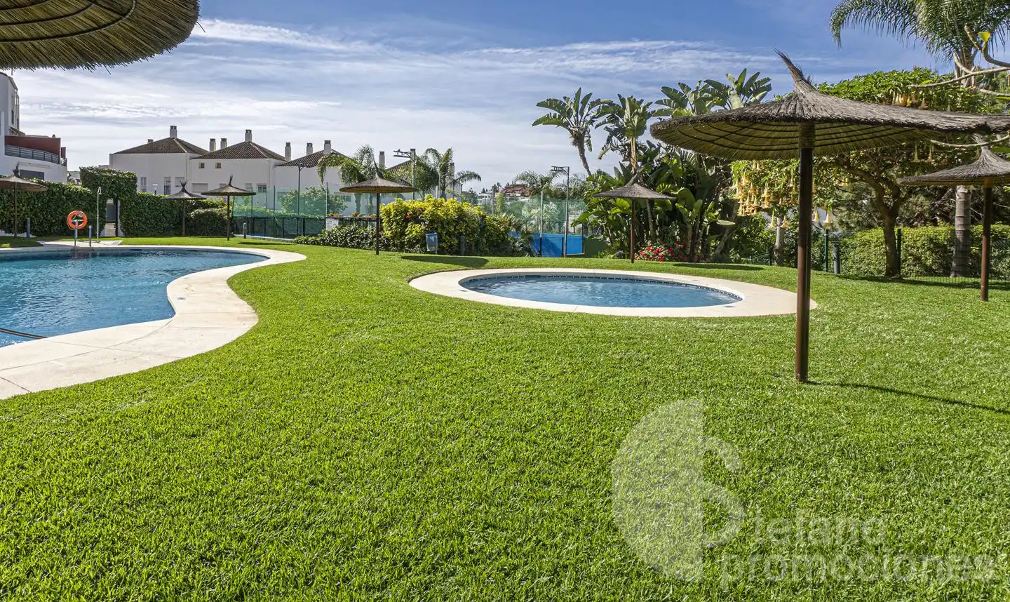Terraced house with pool for sale in Centro, imagen 8