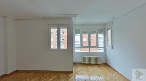 Photo 4 of Flat for sale in Cl Pescara , Pueblo Nuevo,  Madrid Capital