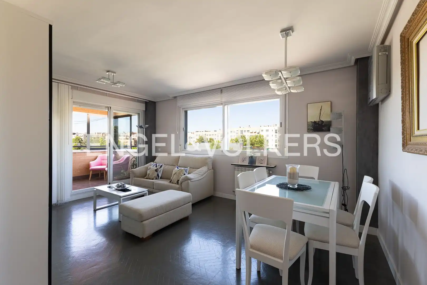 Vista exterior de Piso de alquiler en Leganés con Aire acondicionado, Calefacción y Terraza