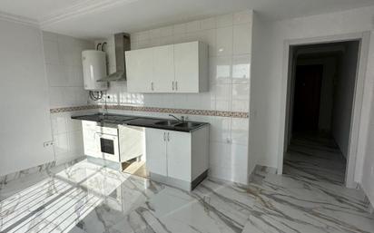 Kitchen of Flat for sale in Mijas  with Balcony