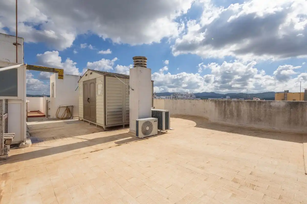 Penthouse with terrace for sale in Sant Antoni de Portmany, imagen 6