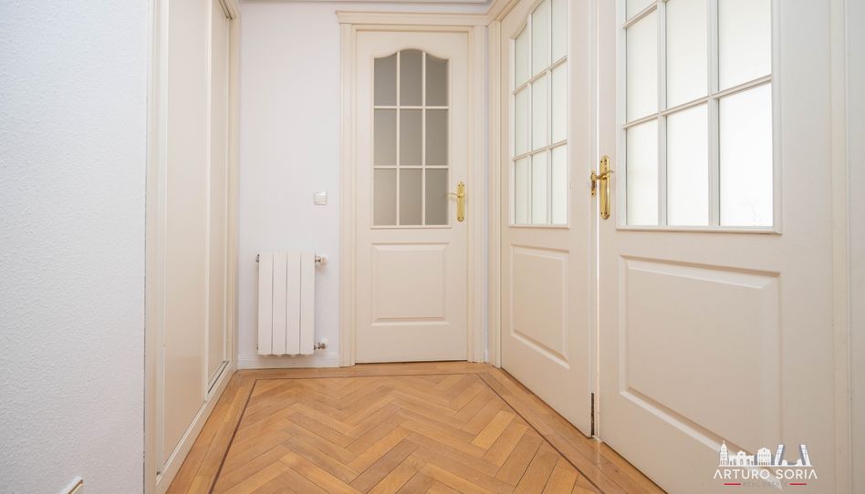 Piso de alquiler en Calle de Mesena, Pinar del Rey - Imagen 3