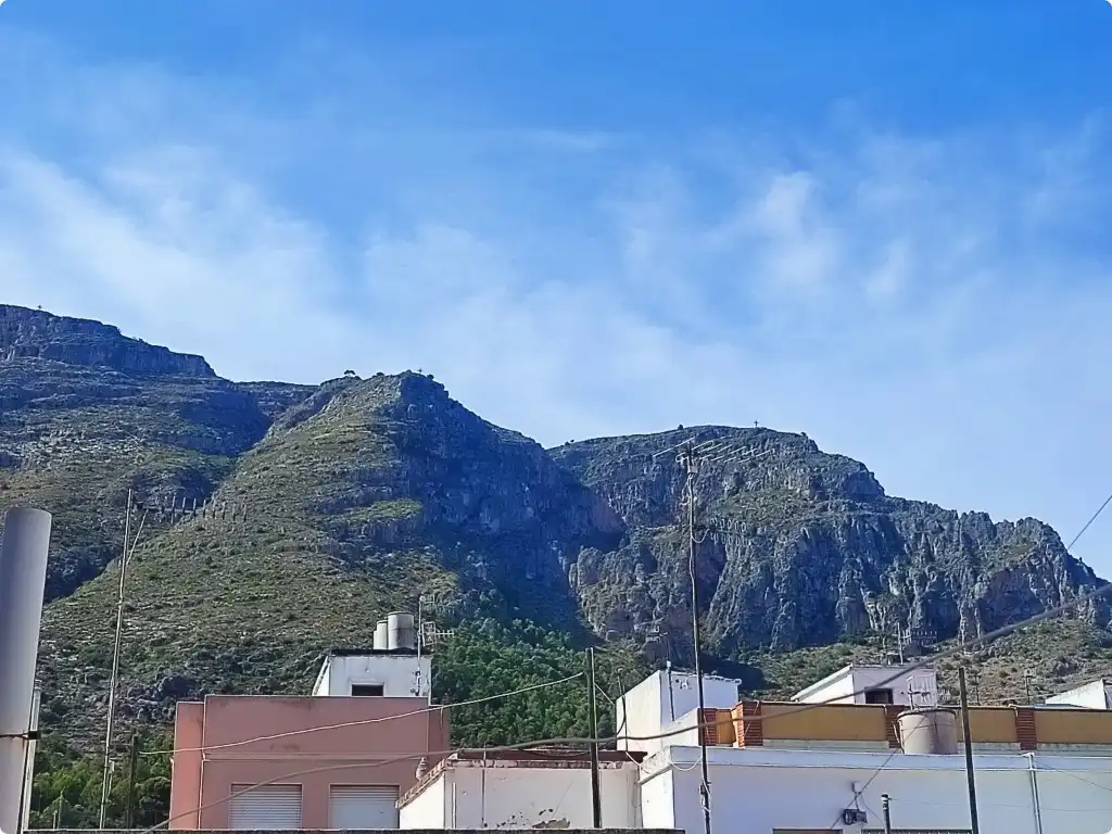 Vista exterior de Pis en venda en Tavernes de la Valldigna amb Aire condicionat i Terrassa