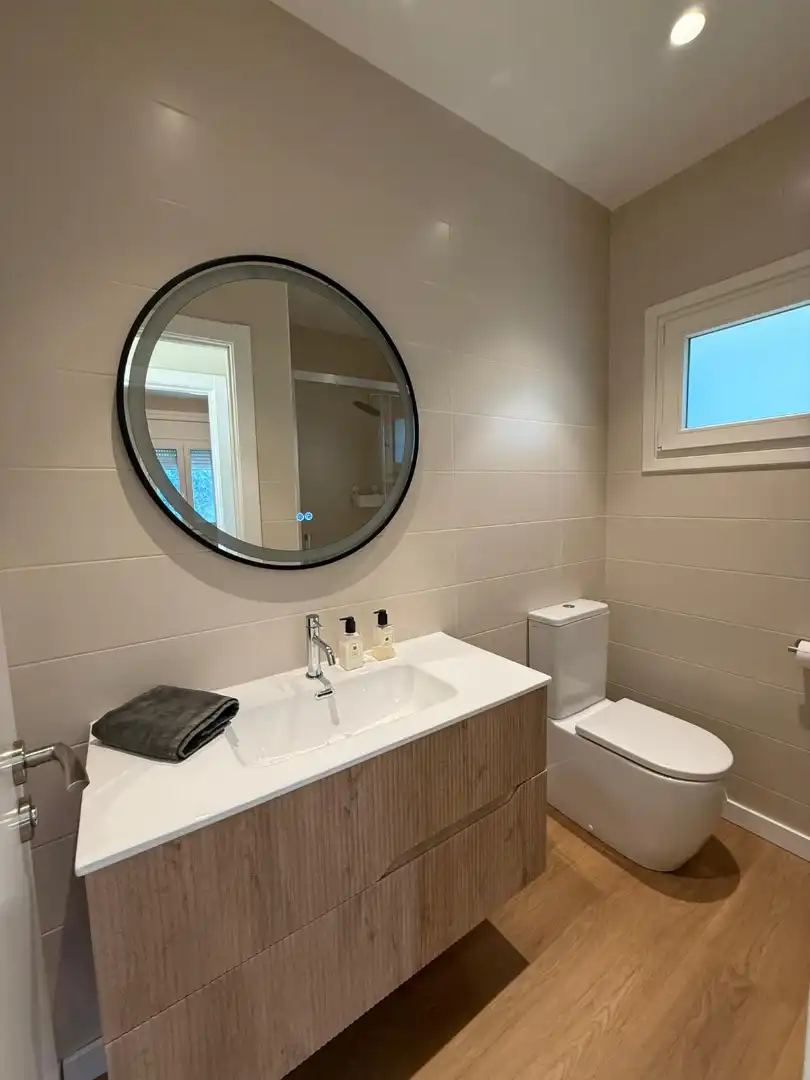 Baño de Casa o chalet en venta en Vandellòs i l'Hospitalet de l'Infant con Aire acondicionado, Calefacción y Jardín privado