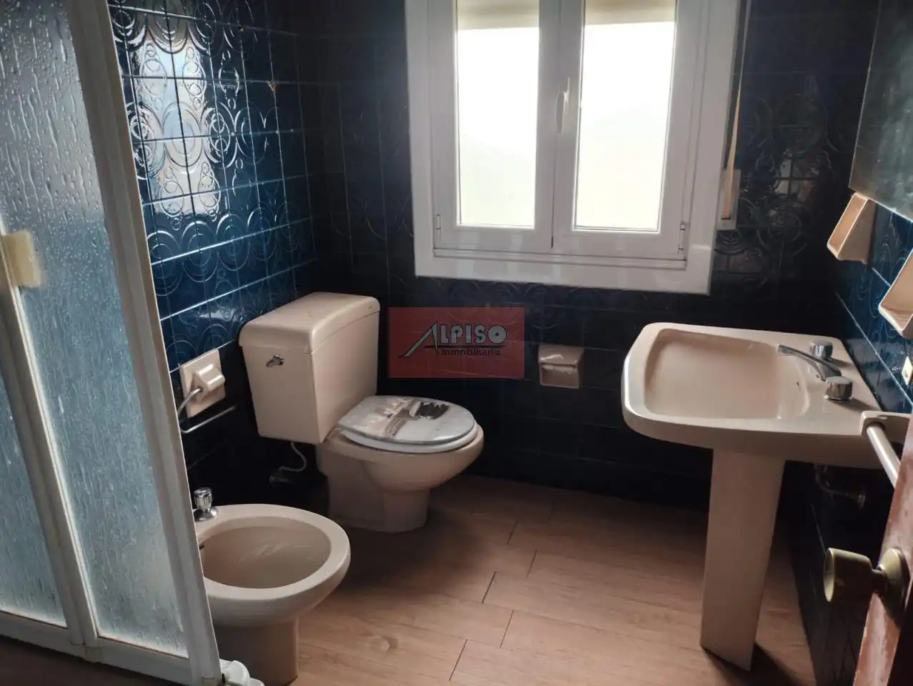 Baño de Casa o chalet en venta en Ourense Capital  con Jardín privado y Balcón