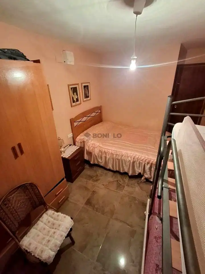 Dormitori de Casa o xalet en venda en Cascante del Río amb Calefacció, Terrassa i Moblat