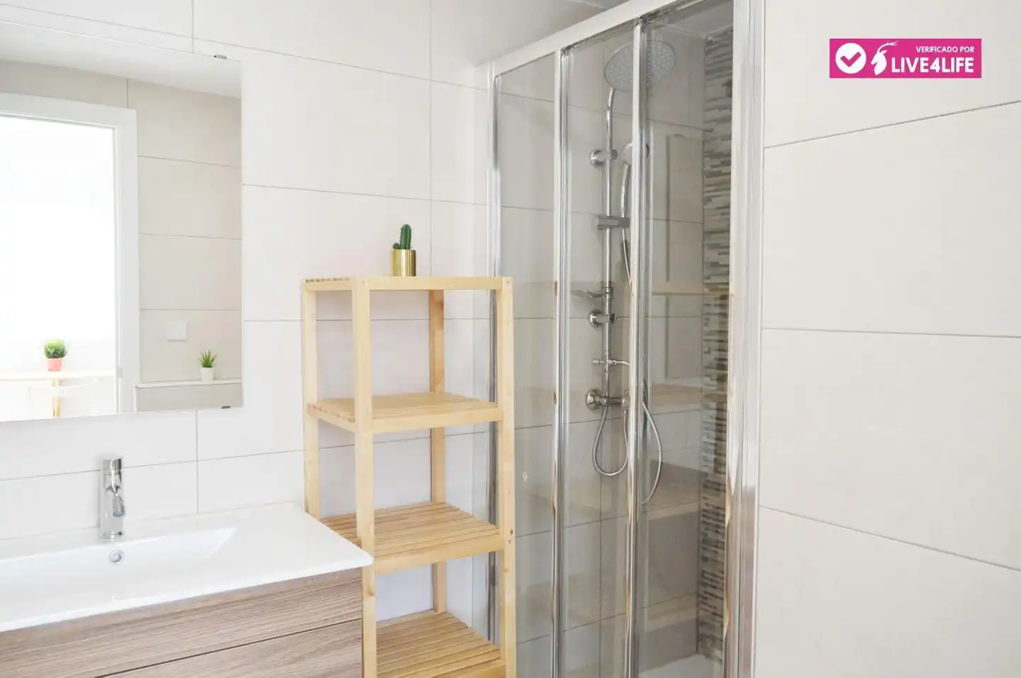 Study for rent in Felipe Salvador, Aiora