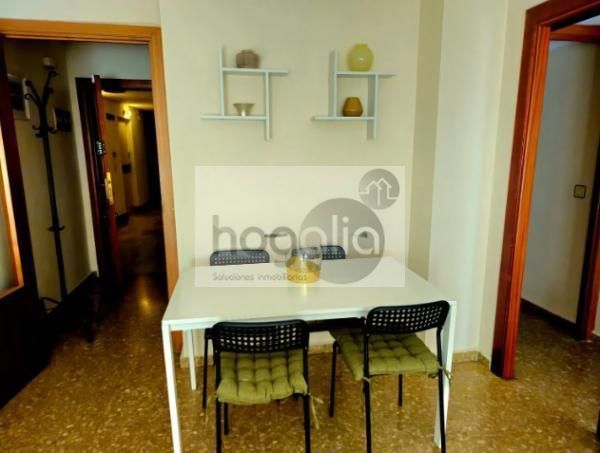 Dining room of Flat to rent in  Sevilla Capital  with Air Conditioner, Heating and Terrace