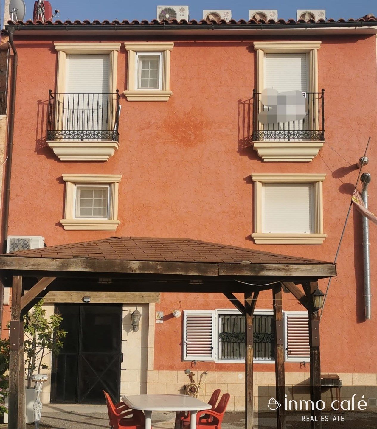 Vista exterior de Casa o xalet de lloguer en Benijófar amb Aire condicionat, Calefacció i Terrassa