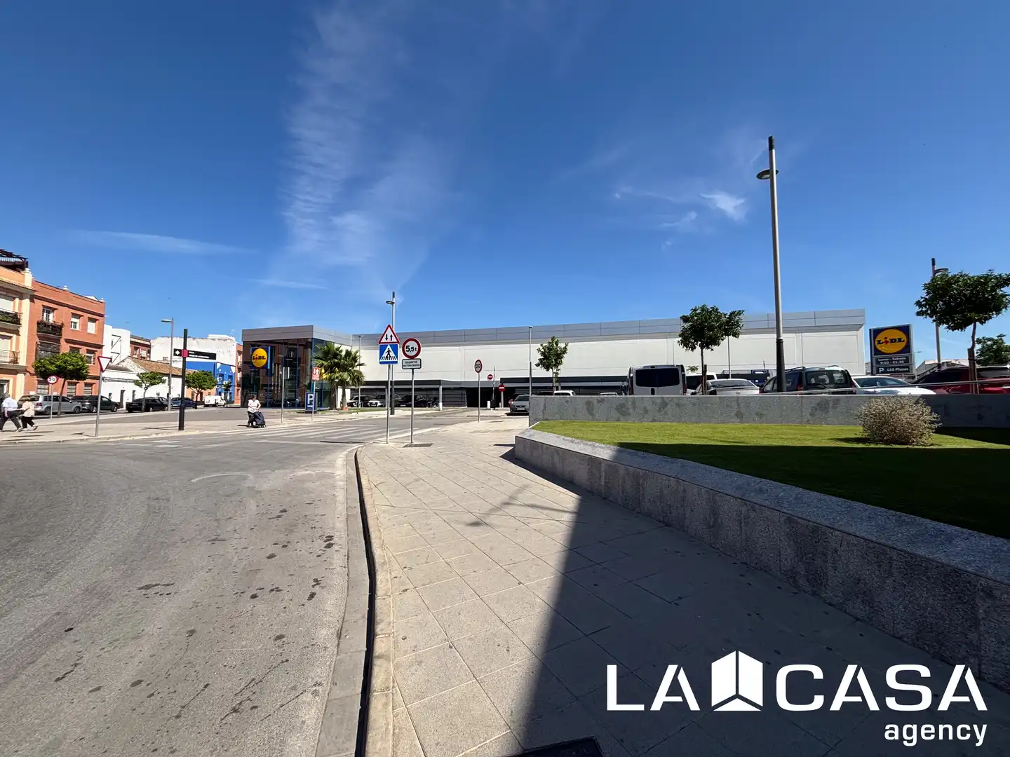 Piso en venta en Dos Hermanas con Aire acondicionado