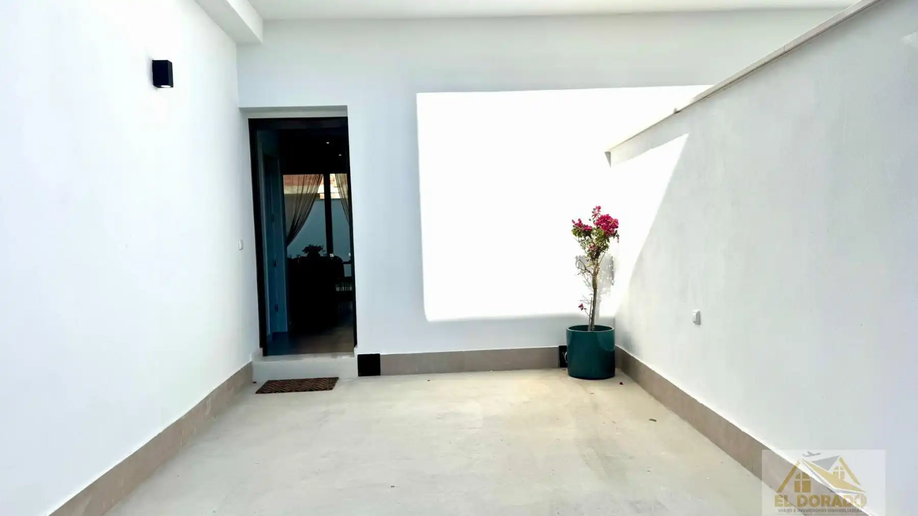 Chalet con piscina en venta en San Javier ciudad, imagen 3