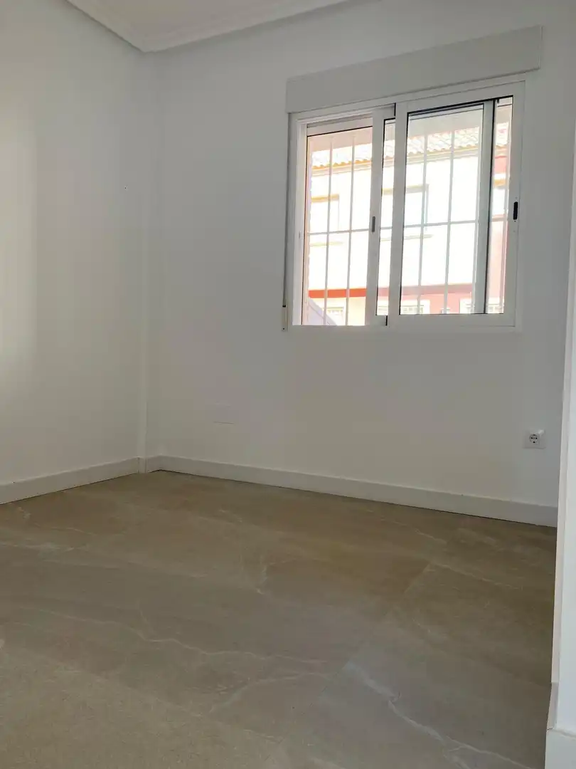 Dormitori de Planta baixa en venda en Pilar de la Horadada amb Terrassa, Piscina i Piscina comunitària