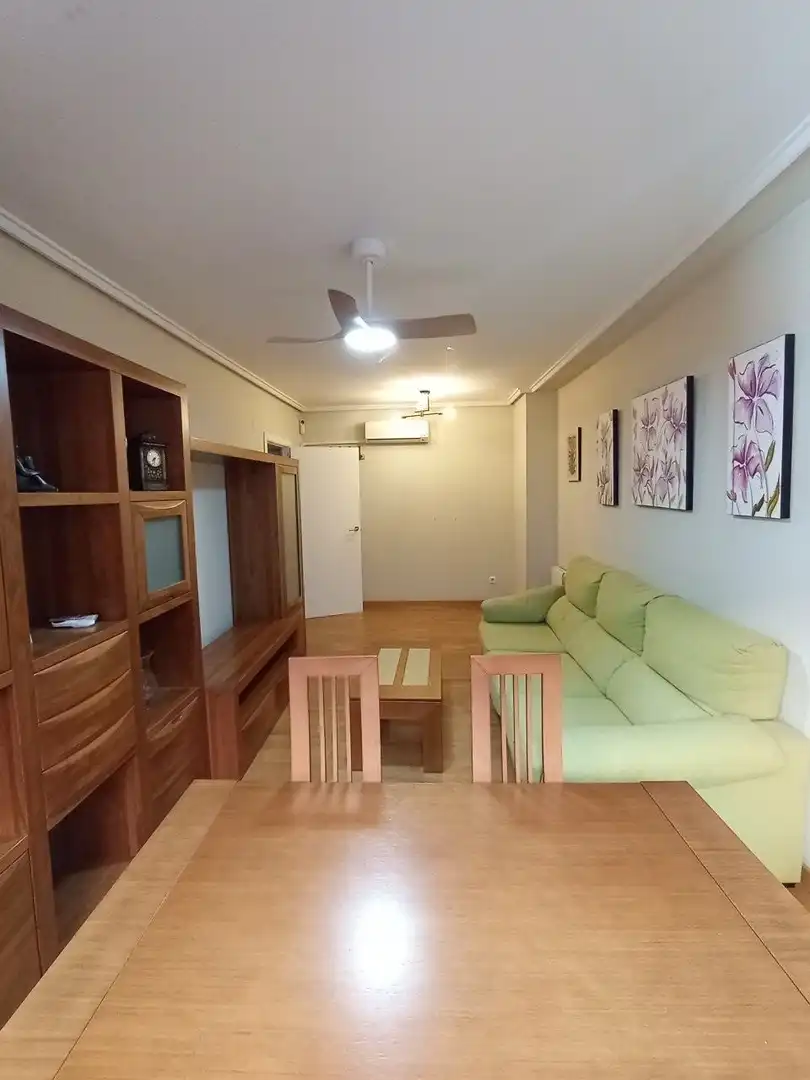 Living room of Flat for rent in Parla  with Air Conditioner, Heating and Storage room