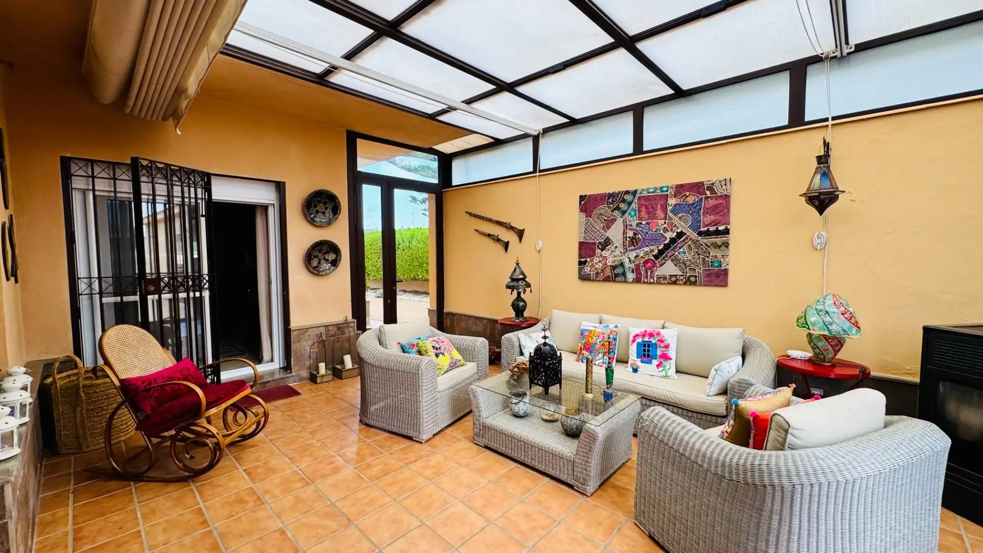 Terrassa de Casa o xalet en venda en Alcalá de Guadaira amb Aire condicionat, Jardí privat i Terrassa