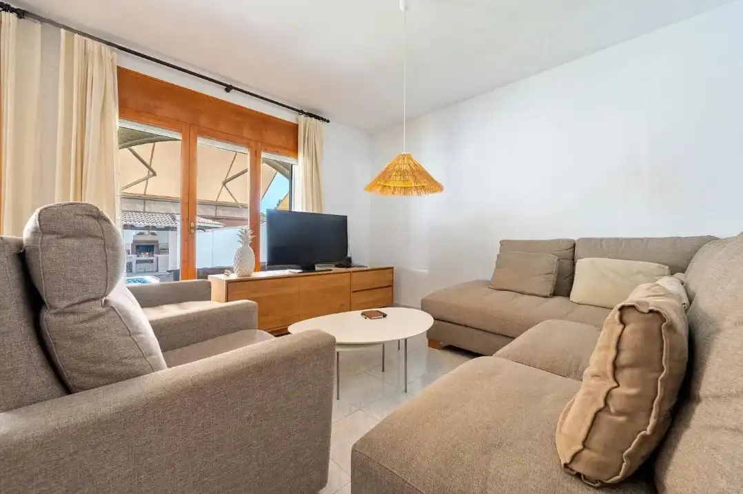 Living room of Detached homes for sale in Cambrils  with Air Conditioner, Private garden and Terrace