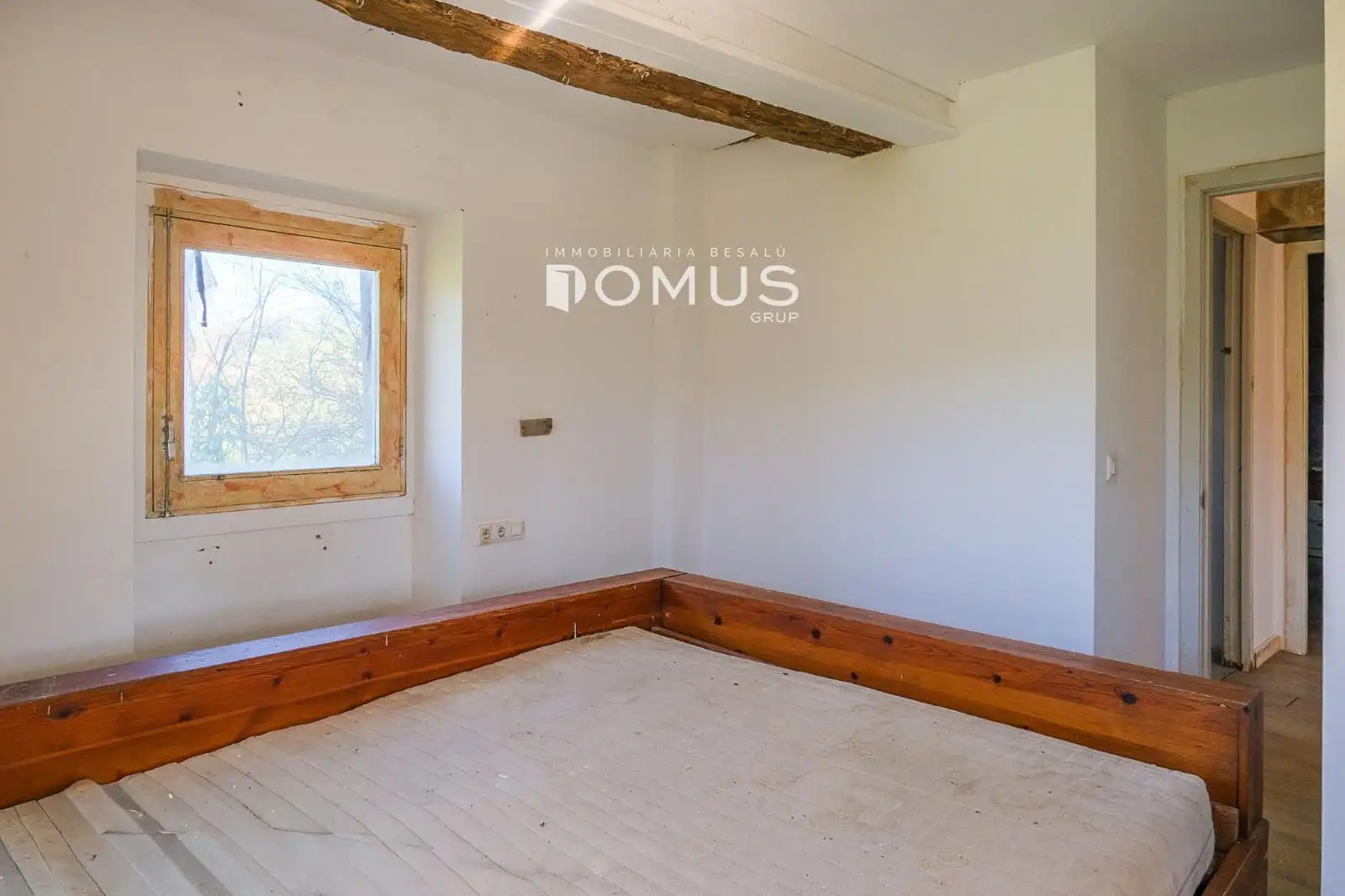 Bedroom of Country homes for sale in Besalú  with Private garden
