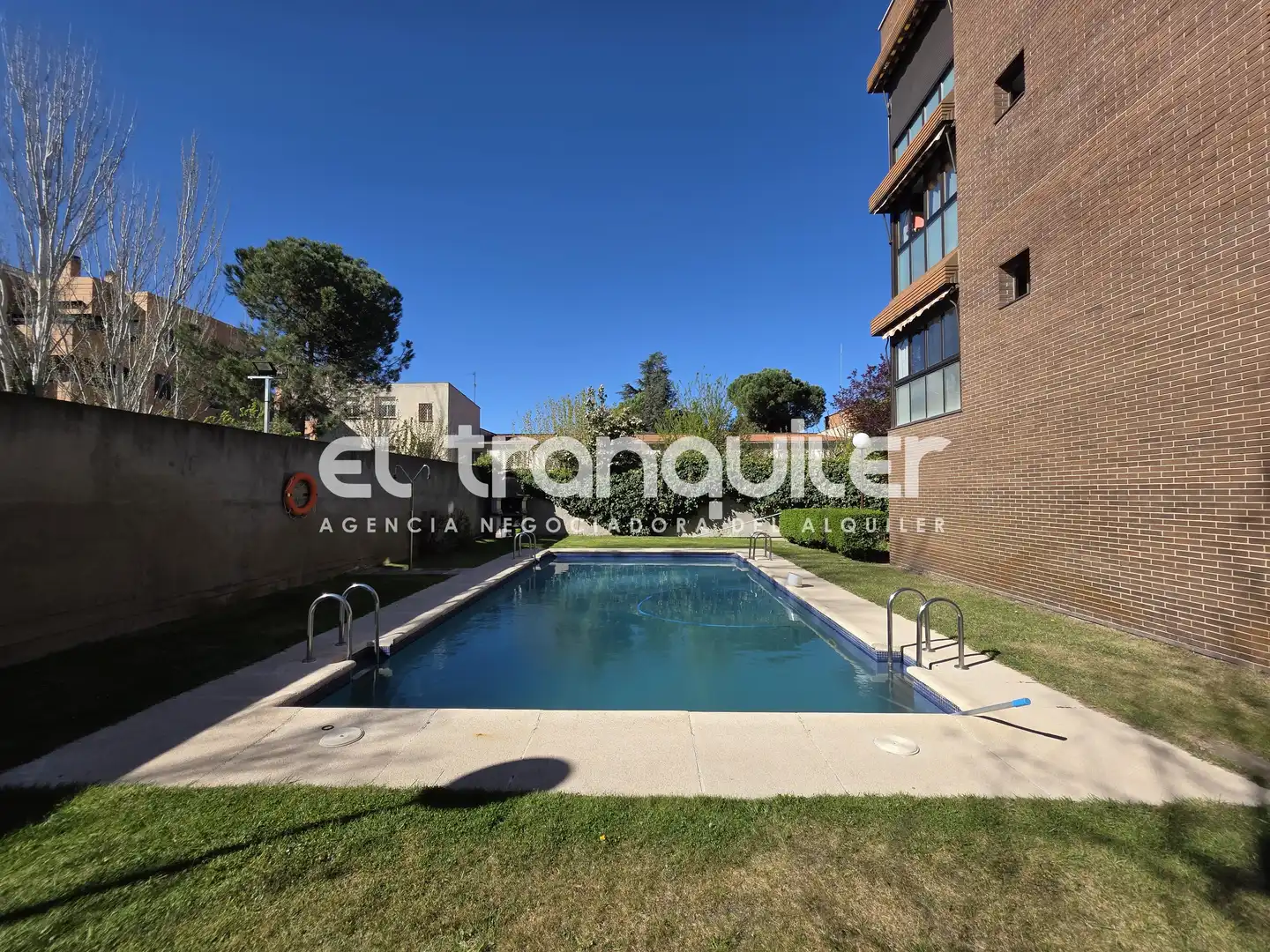 Piscina de Pis de lloguer en Madrid amb Aire condicionat, Parquet i Piscina