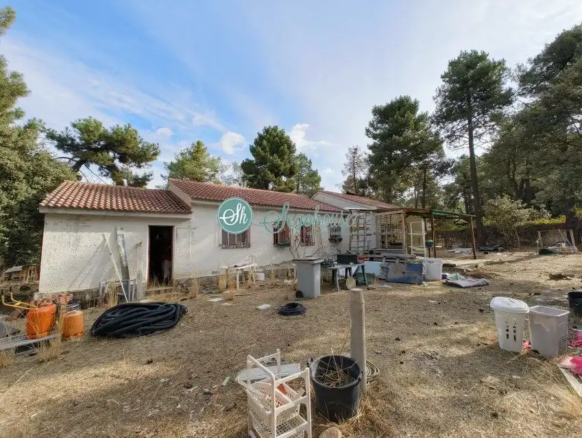 Vista exterior de Casa o chalet en venta en Marugán con Terraza