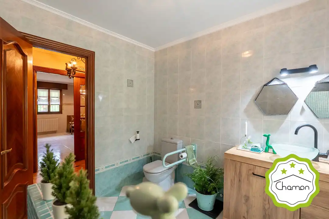 Badezimmer von Country house zum Verkauf in Aulesti mit Heizung und Abstellraum