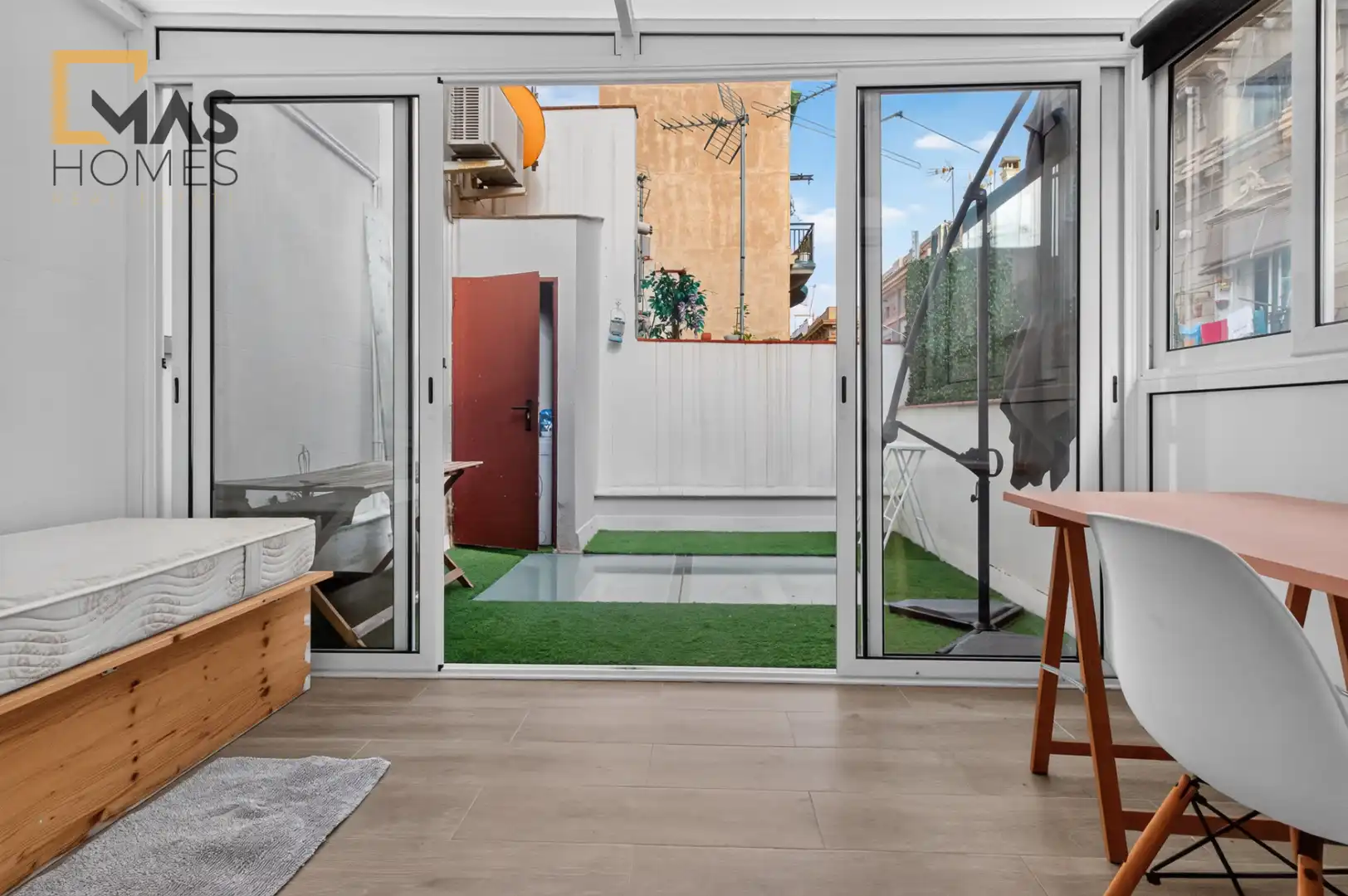 Balcony of Buildings for sale in Ciutat Vella