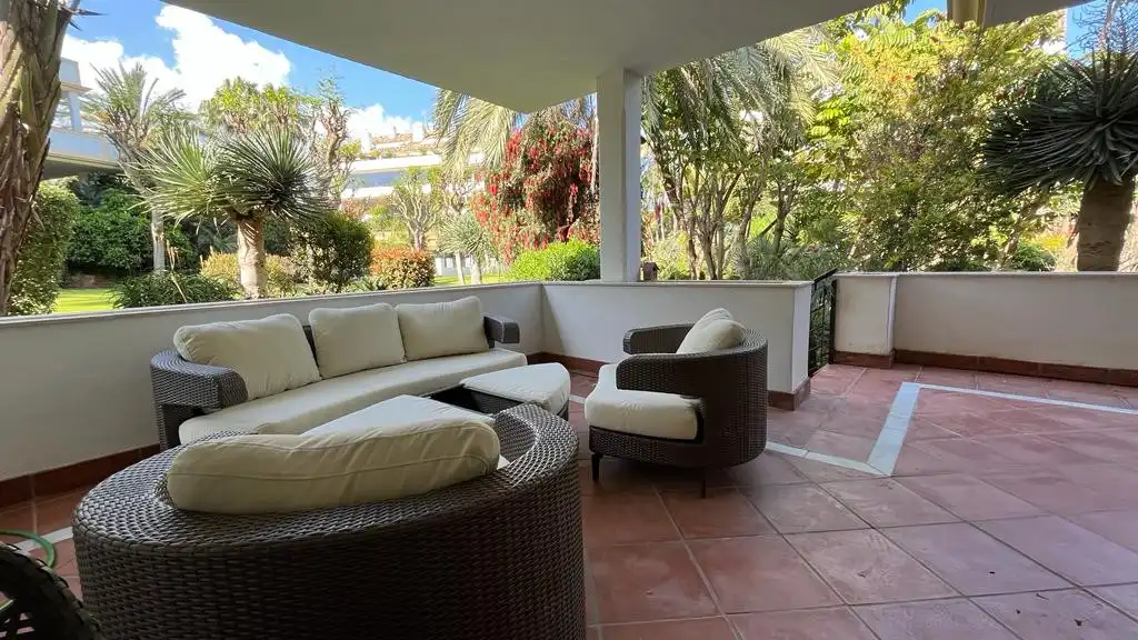 Terrace of Ground floor for rent in Marbella  with Air Conditioner, Private garden and Terrace