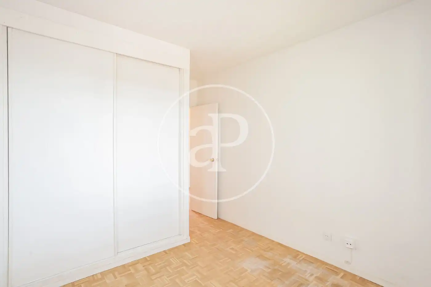 Bedroom of Flat for sale in Majadahonda  with Heating, Private garden and Terrace