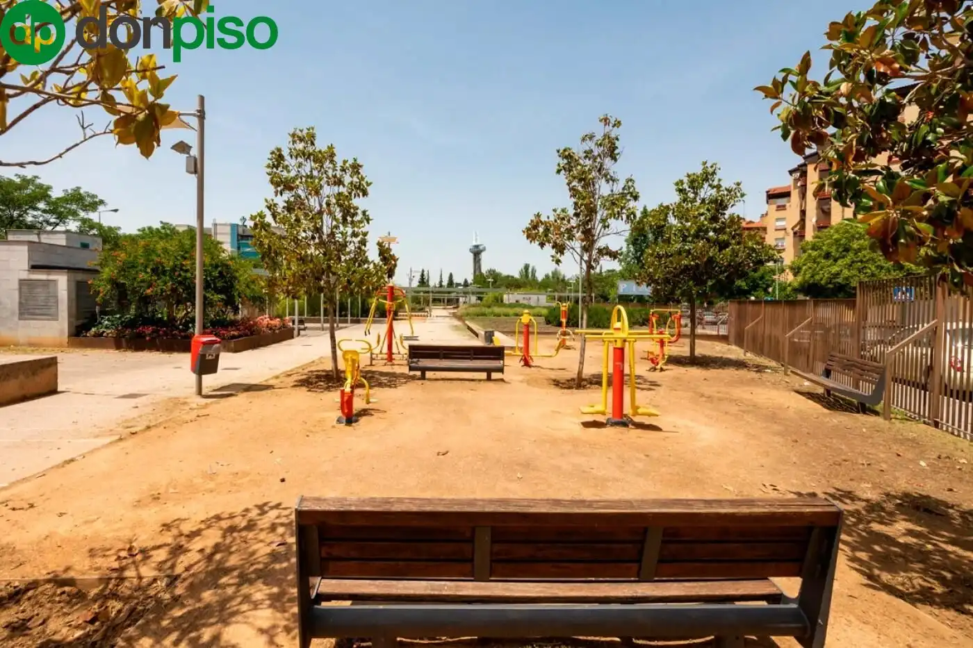 Piso en venta en Calle ALMUÑECAR, 4, Barrio de Zaidín