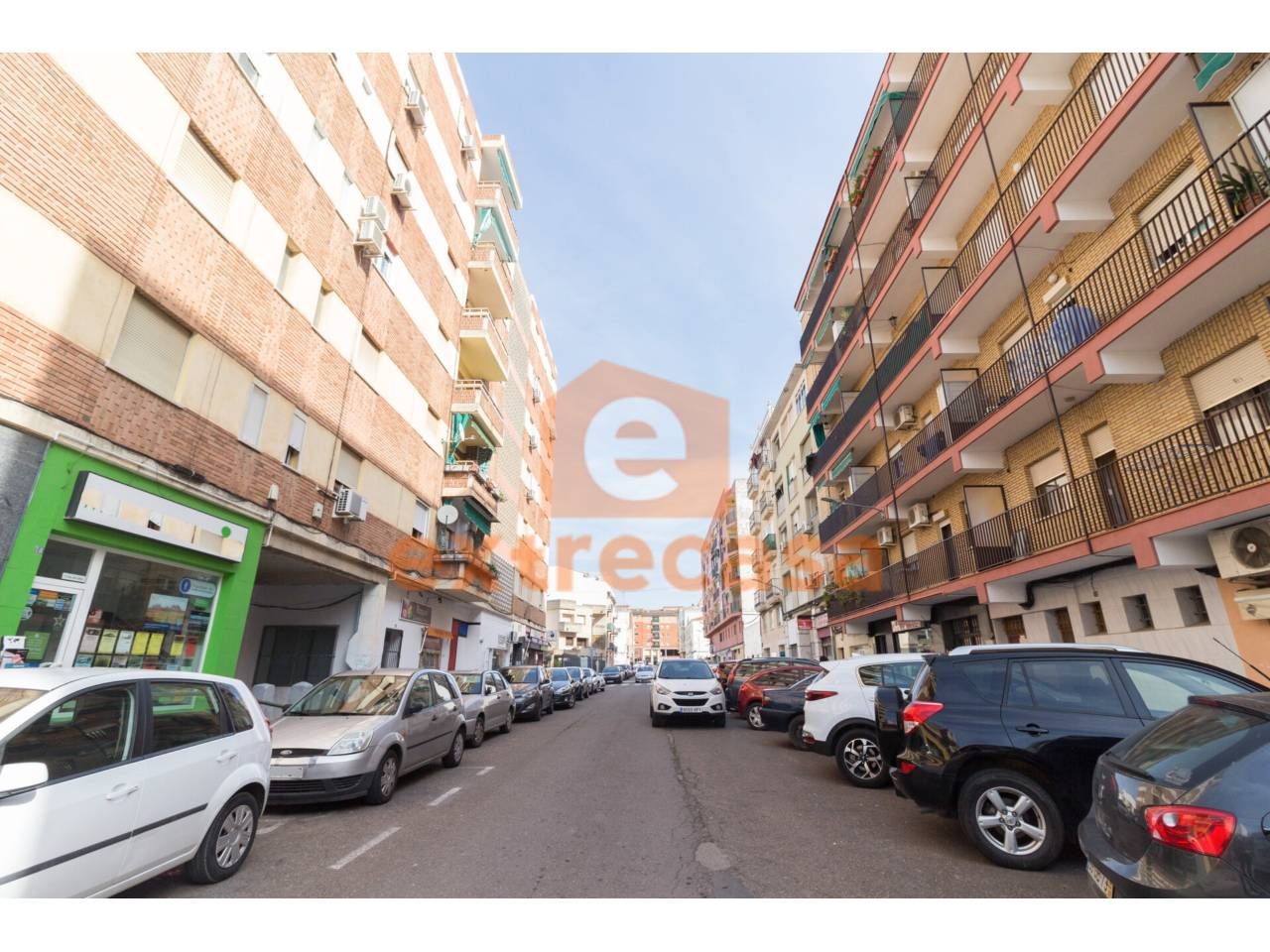 Pis en venda a Canarias, La Estación , Badajoz Capital