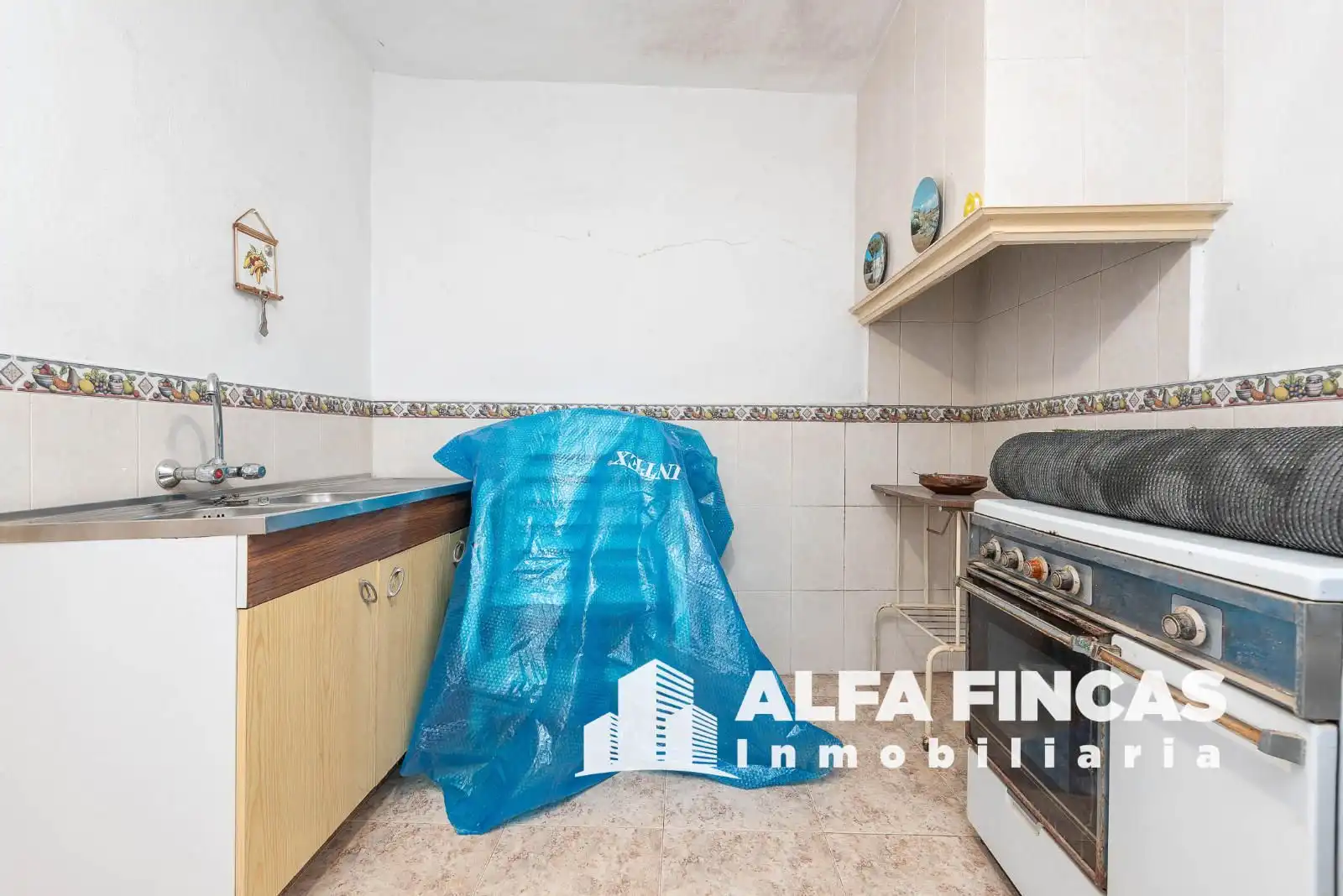 Cocina de Casa o chalet en venta en El Provencio   con Calefacción, Jardín privado y Trastero