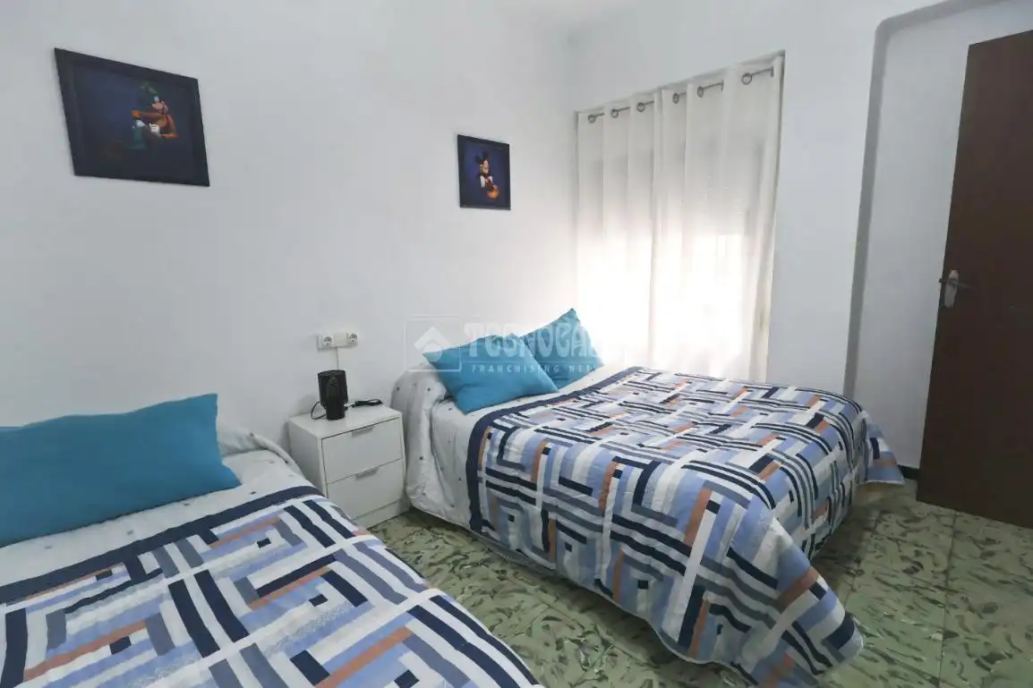 Schlafzimmer von Wohnung zum Verkauf in Sagunto / Sagunt mit Balkon