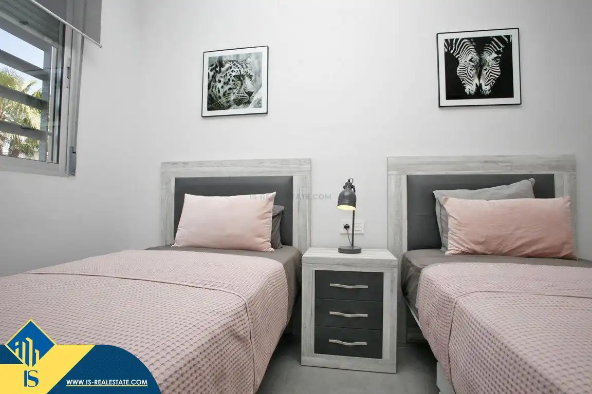 Bungalow amb piscina en venda a Nueva Torrevieja - Aguas Nuevas, imagen 35