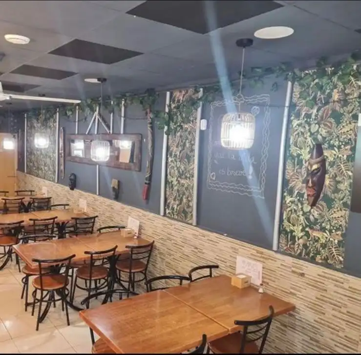 Local comercial en venta en Carrer de Maria Cortina i Pascual, imagen 5