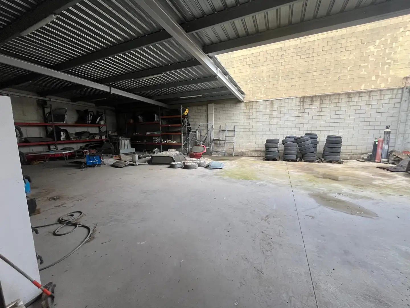 Nave industrial en venta en Sant Esteve Sesrovires