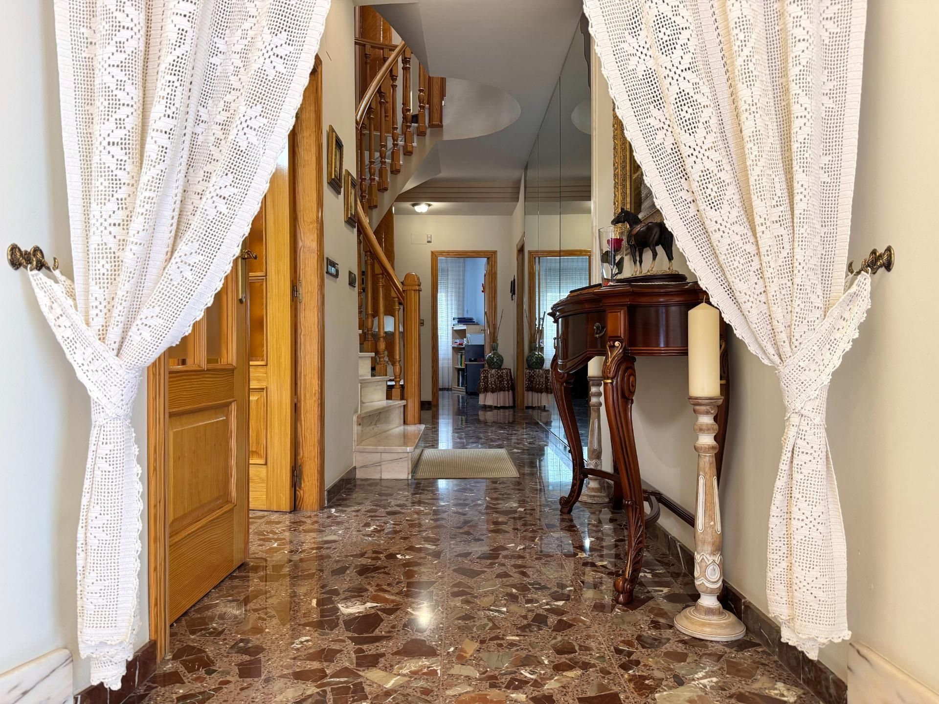 House or chalet for sale in Silla  with Air Conditioner, Heating and Terrace
