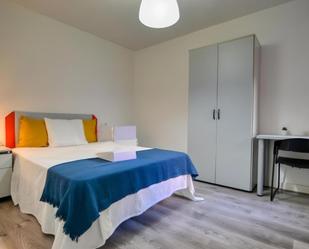 Dormitori de Apartament per a compartir en Getafe amb Moblat, Forn i Rentadora