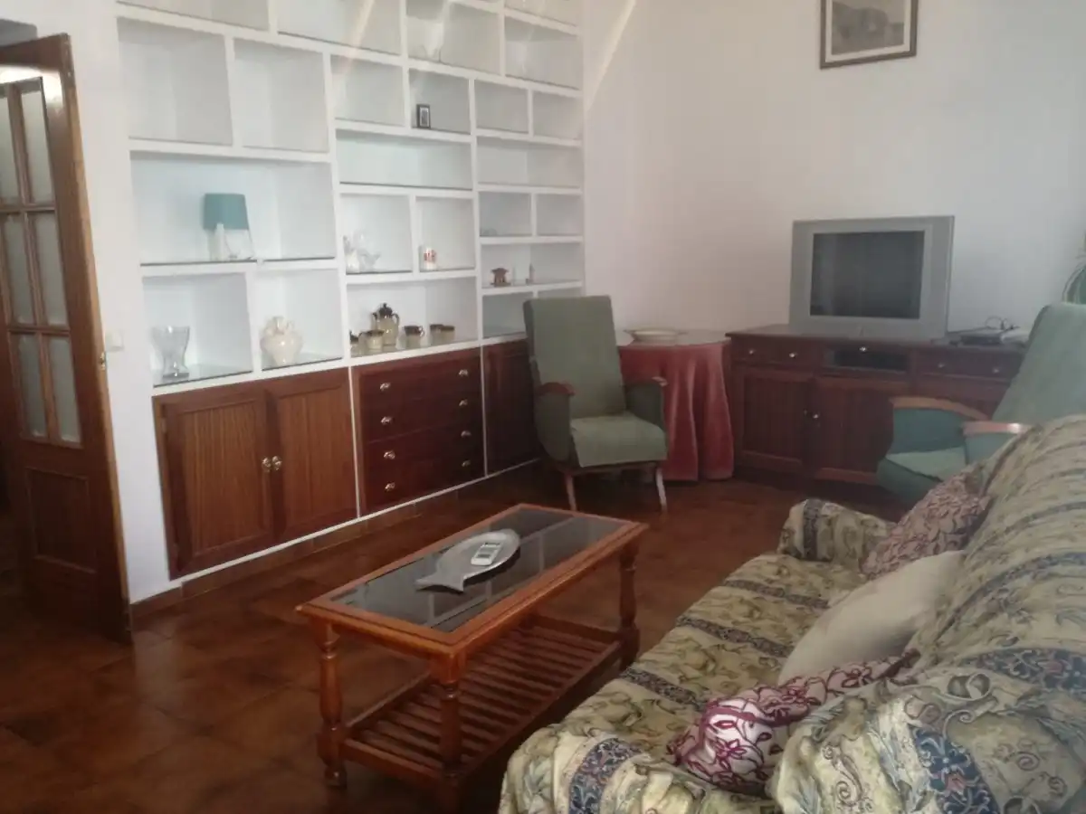 Sala d'estar de Casa o xalet en venda en Arcos de la Frontera amb Aire condicionat, Terrassa i Traster