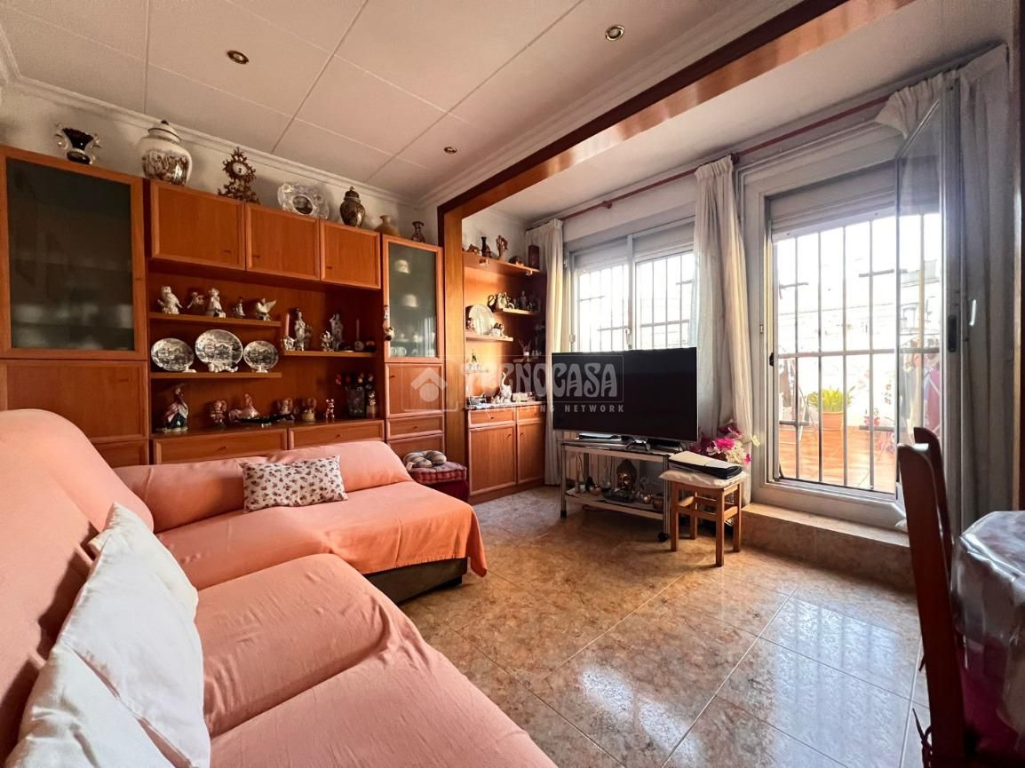 Living room of Flat for sale in  Barcelona Capital  with Heating and Terrace