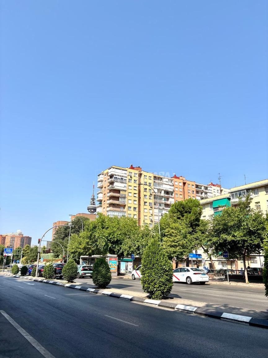 Exterior view of Flat for sale in  Madrid Capital  with Air Conditioner, Heating and Terrace