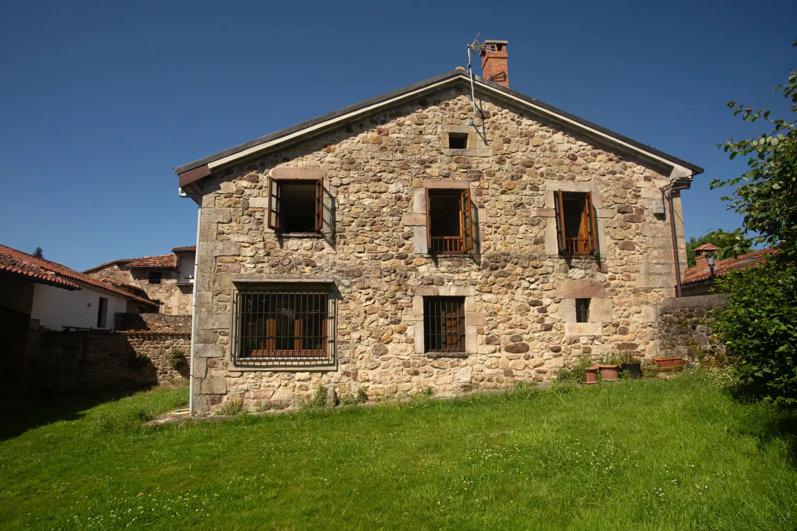 Vista exterior de Casa o chalet en venta en Mazcuerras con Calefacción, Jardín privado y Parquet